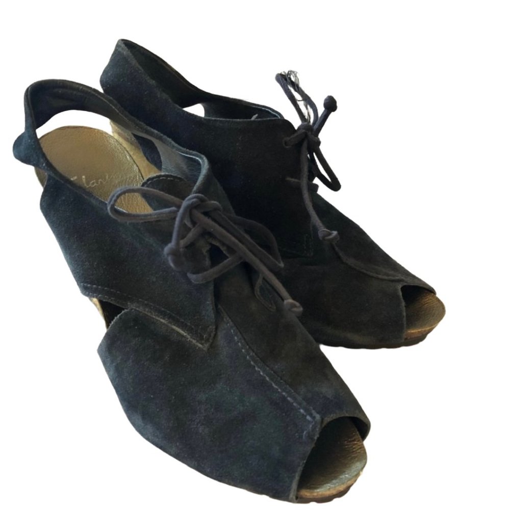 🌴 Clarks Navy Suede Wedges - Size 7 - Picture 2 of 10